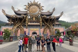 Da Da Nang: Trasferimento e tour in autobus delle colline di Ba Na e del Ponte d'Oro