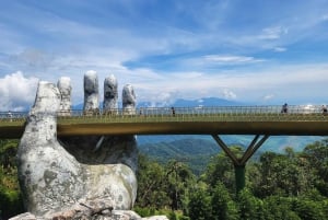 Depuis Da Nang : Visite en bus des collines de Ba Na et du pont d'or