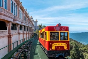 Fra Da Nang: Ba Na Hills- Golden Bridge Busstransport og omvisning