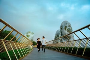 Da Da Nang: Trasferimento e tour in autobus delle colline di Ba Na e del Ponte d'Oro