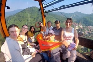 Depuis Da Nang : Visite en bus des collines de Ba Na et du pont d'or