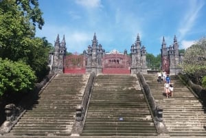 Von Da Nang aus: Tagestour nach Hue mit privatem Autotransfer