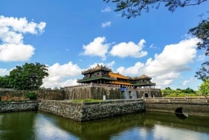 From Da Nang/Hoi An: Hue City Full-Day Trip with Lunch