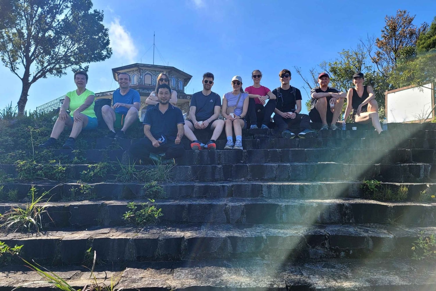 Von Da Nang oder Hoi An aus: Bach Ma National Park Trek & Mittagessen