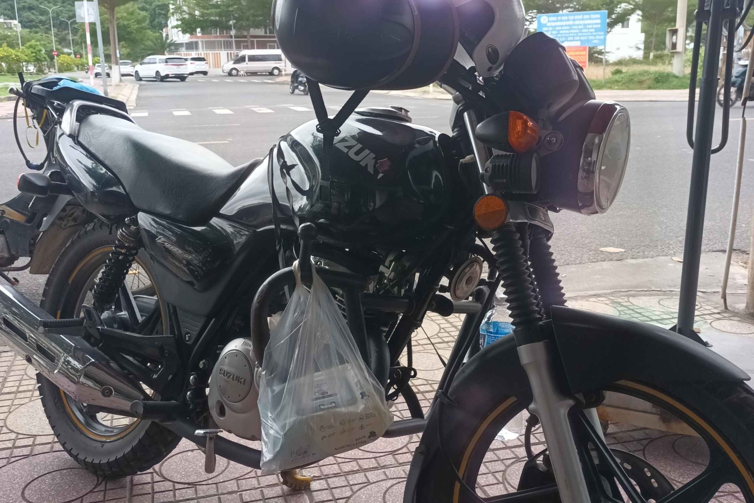 From Da Nang or Hoi An: Motorbike Tour