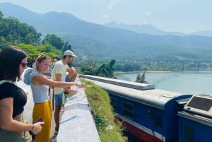 Hue : voiture privée depuis/vers Da Nang avec arrêts exceptionnels (aller simple)