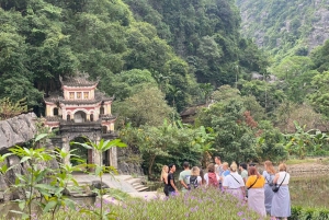 Au départ de Ha Noi : visite en petit groupe de 3 jours dans la baie de Lan Ha et à Ninh Binh