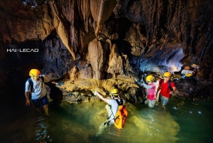 ハノイ発：チャロイ洞窟探検と夜行列車宿泊プラン