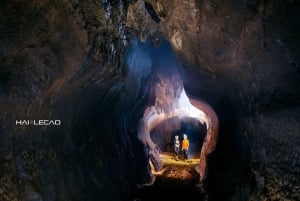 ハノイ発：チャロイ洞窟探検と夜行列車宿泊プラン