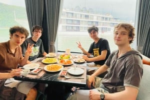Da Hanoi: gita di un giorno alla baia di Ha Long/Lan Ha con Taliya Cruise