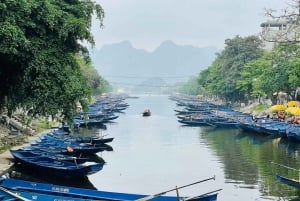 Z Ha Noi: Pagoda Perfumowa - jedna z najświętszych pagód