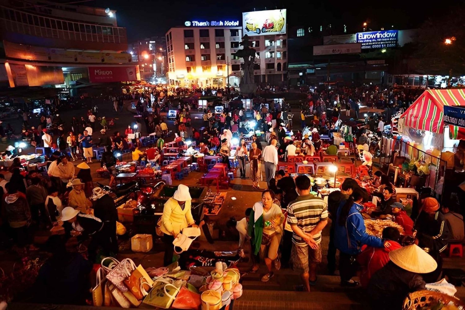 Depuis Ha Noi : SAPA - FANSIPAN - CAT CAT VILLAGE 2 jours 1 nuit