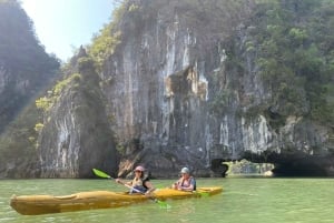 Do porto de cruzeiros de Halong: Passeio de barco de 4 horas pela Baía de Ha Long
