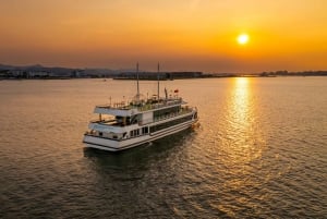 Vanuit Hanoi: 5-sterren cruise van 1 dag in Halong met jacuzzi en limousine