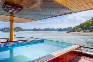 Vanuit Hanoi: 5-sterren cruise van 1 dag in Halong met jacuzzi en limousine