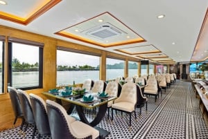 Vanuit Hanoi: 5-sterren cruise van 1 dag in Halong met jacuzzi en limousine