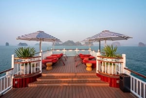 From Hanoi: 2-Day Bai Tu Long Bay Luxury Cruise with Jacuzzi