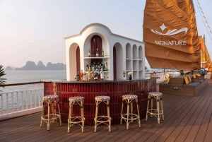 From Hanoi: 2-Day Bai Tu Long Bay Luxury Cruise with Jacuzzi