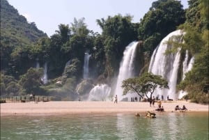 Fra Hanoi: 2-dages Ban Gioc-vandfaldstur - tur med en lille gruppe