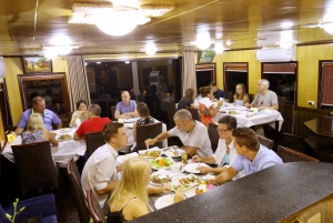 From Hanoi: 2-Day Ha Long Bay Cruise with Activities