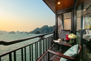 Vanuit Hanoi: 2-daagse Ha Long Lan Ha-baai, 5-sterrencruise en balkon