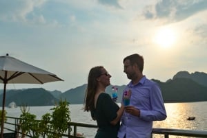 Vanuit Hanoi: 2-daagse Halong Bay cruise met maaltijden