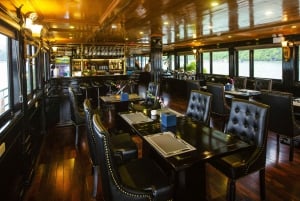 Fra Hanoi: 2-dagers cruise i Halong Bay med måltider