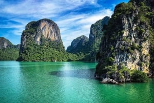 From Hanoi: 2-Day Lan Ha Bay 5-Star Cruise with Balcony