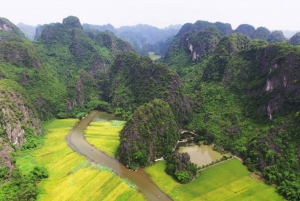 Desde Hanói: Tour turístico de 2 días por Ninh Binh y la Bahía de Ha Long