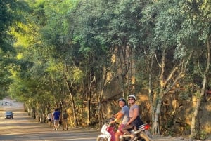 Från Hanoi: 2-dagars Ninh Binh-tur med boende och måltider