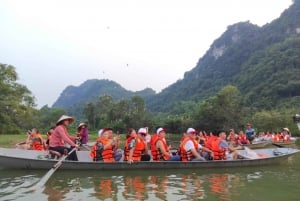 Från Hanoi: 2-dagars Ninh Binh-tur med boende och måltider