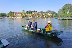 Från Hanoi: 2-dagars Ninh Binh-tur med boende och måltider