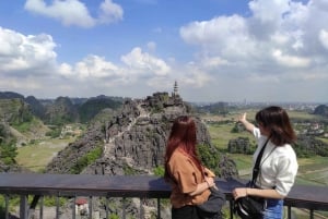 Från Hanoi: 2-dagars Ninh Binh-tur med boende och måltider