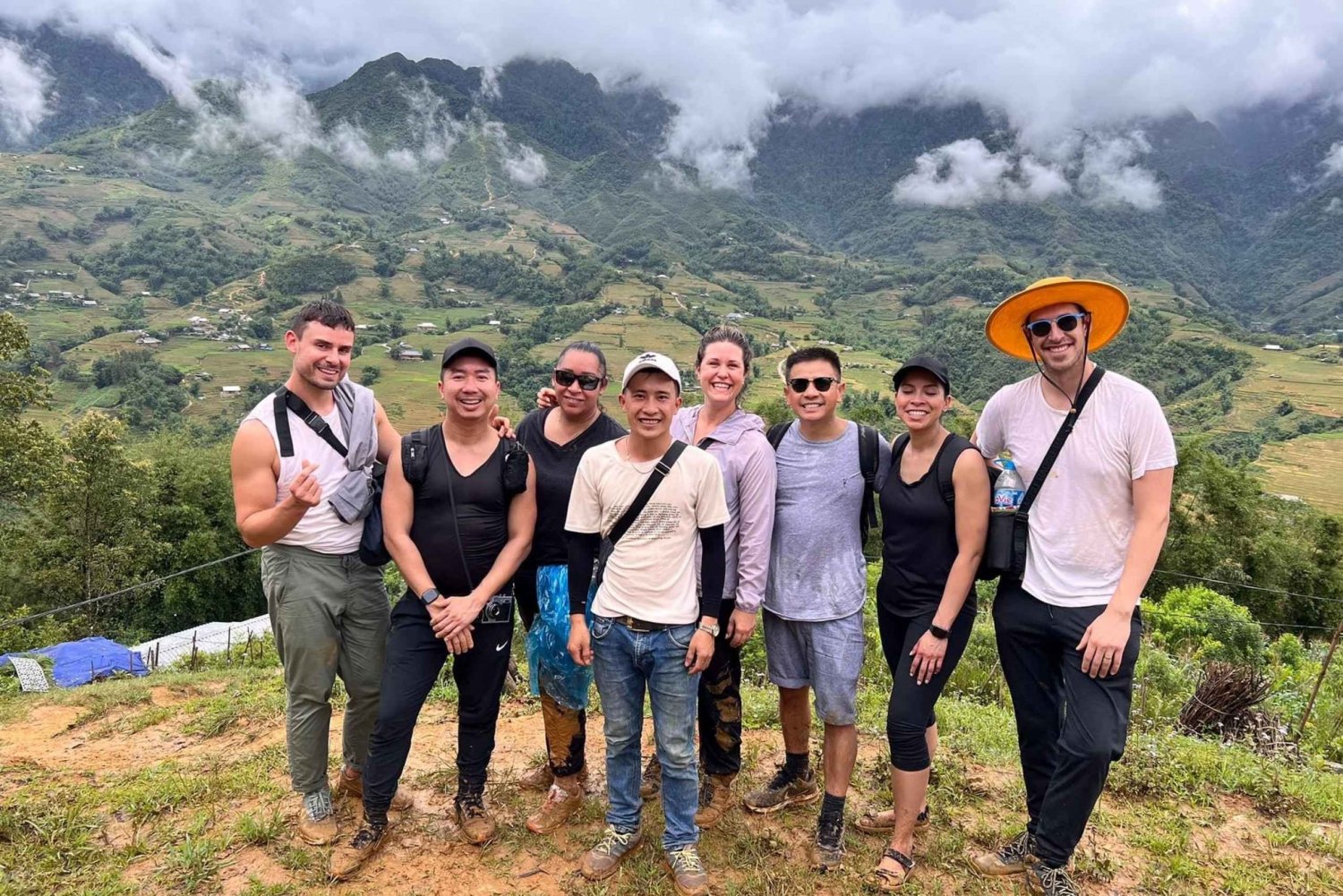 From Hanoi: 2-Day Overnight Sapa Tour by Limousine Transfer