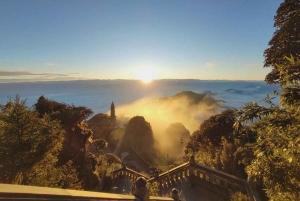 From Hanoi: 2-Day Sapa Limo Bus Tour & Fansipan Peak Visit