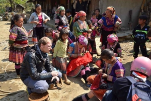 Desde Hanoi: Excursión de 2 días a Sapa - Traslado de lujo en limusina