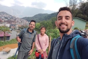 Desde Hanoi: Excursión de senderismo de 2 días a Sapa con alojamiento en familia y comidas