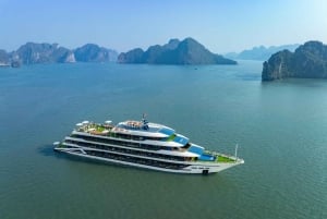 Desde Hanói: crucero de 2 o 3 días a la bahía de Lan Ha con balcón