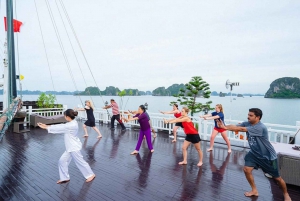 Hanoista: 2D1N Ha Long Bay Arcady Boutique Cruise -risteilyllä Ha Long Bayn lahdella