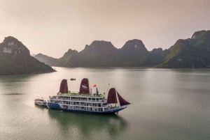 From Hanoi: 3-Day Luxury Tour Ninh Binh & Ha Long Bay Cruise
