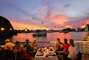 Desde Hanoi: Crucero 3D2N Ha Long y Bahía de Lan Ha en Le Journey