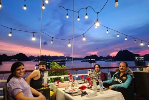 Desde Hanoi: Crucero 3D2N Ha Long y Bahía de Lan Ha en Le Journey