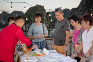 Z Hanoi: 4-dniowy rejs po Ninh Binh i zatoce Halong z balkonem