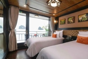 From Hanoi: 4-Day Ninh Binh & Halong Bay Cruise with Balcony