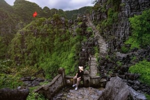 From Hanoi: 4-Day Ninh Binh & Halong Bay Cruise with Balcony