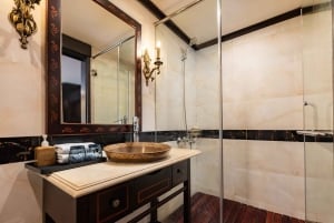 From Hanoi: 4-Day Ninh Binh & Halong Bay Cruise with Balcony