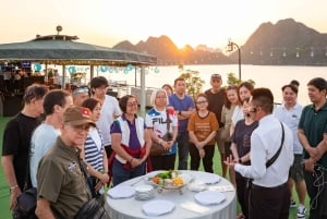From Hanoi: 4-Day Ninh Binh & Halong Bay Cruise with Balcony
