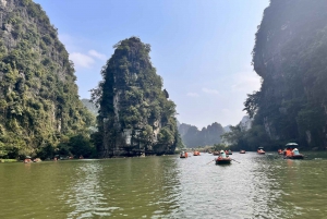 From Hanoi: 4 Days Halong bay Luxury cruise & Ninh Binh tour