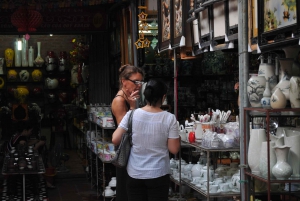 Hanoista: 4-tunnin Bat Trangin keramiikkakylän kierros (Bat Trang Ceramics Village Tour)