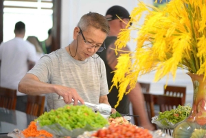 Halong Bay: 2-dagars lyxkryssning med fina middagar och kajakpaddling